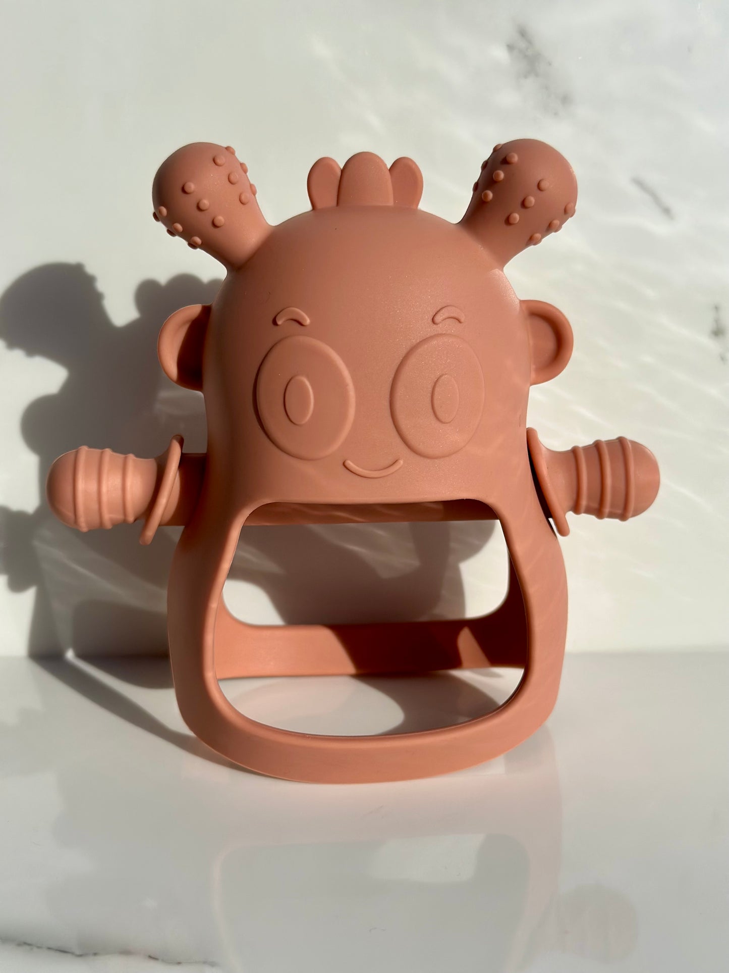 Silicone Baby Teether – Soft & Easy-Grip Teething Toy 🦷🌿